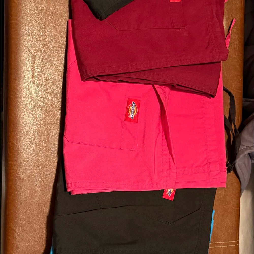 Lot of women’s dickies small scrub pant